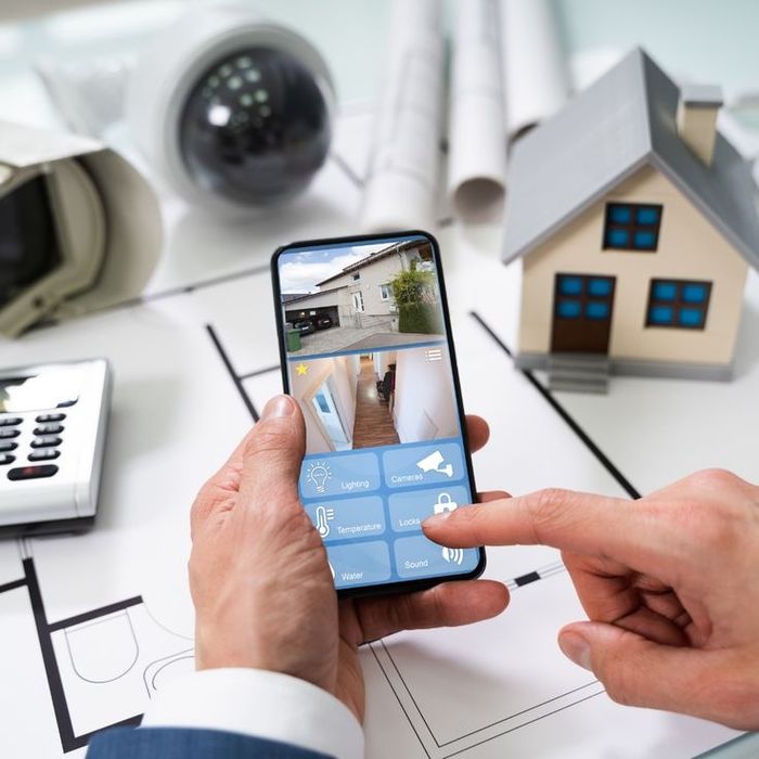 Montez Camere Supraveghere Video