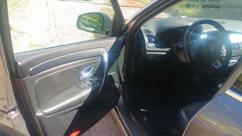 Renault Laguna 3 1.6 16v LPG