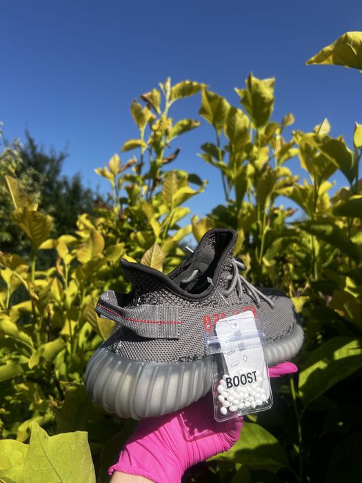 Yeezy 350 Gri