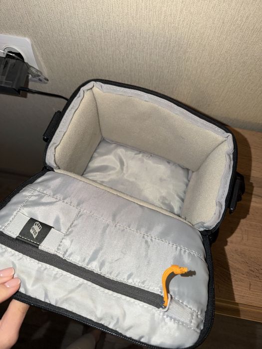 Продам сумку для фотоаппарата