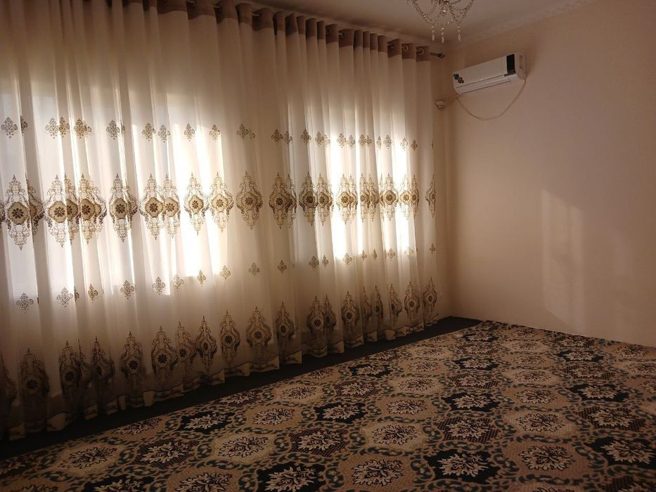 Katta uchaska  sotiladi hamma narsasi bilan