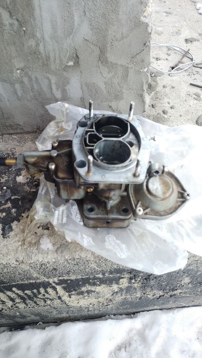 Продам карбюратор б/у ваз 2105
