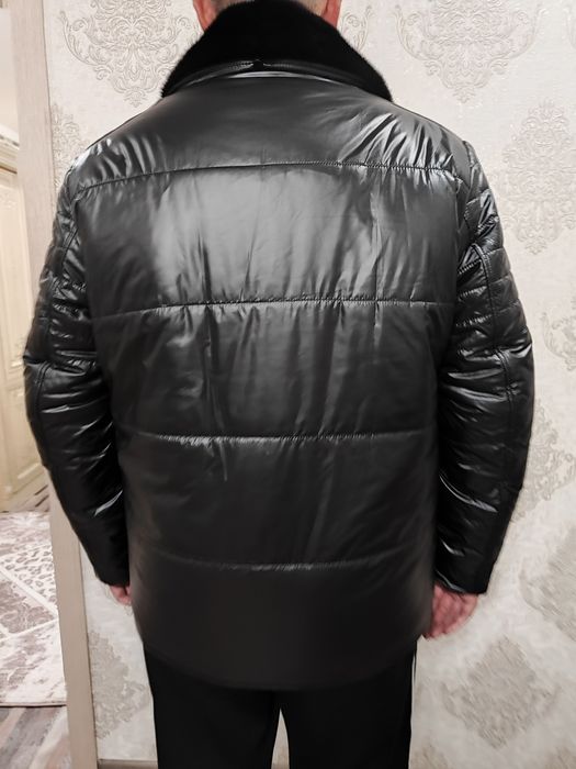 Продам мужскую куртку