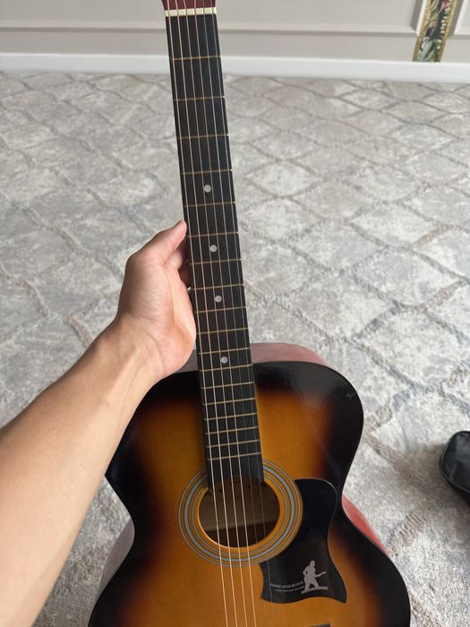 Продаю гитару в хорошем качестве