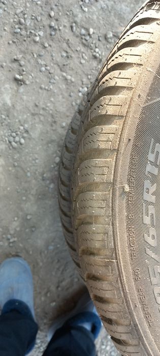 Cauciucuri de vanzare