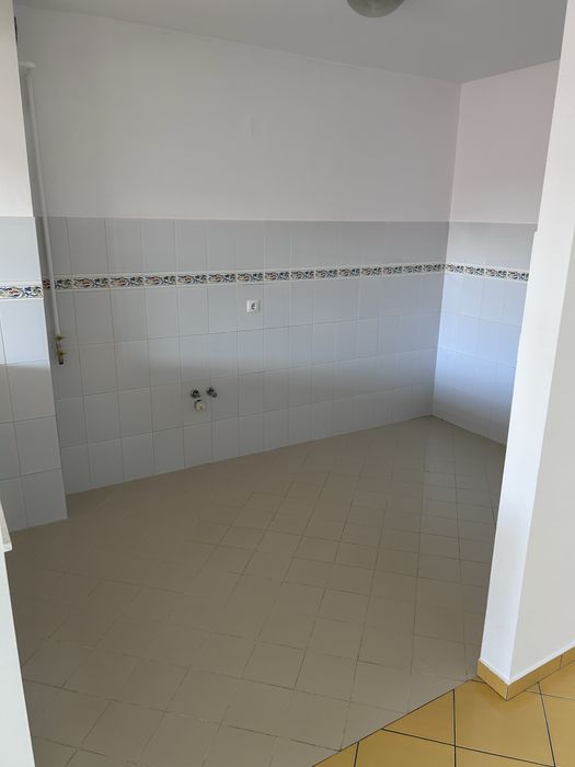 Apartament 3 camere 69mp