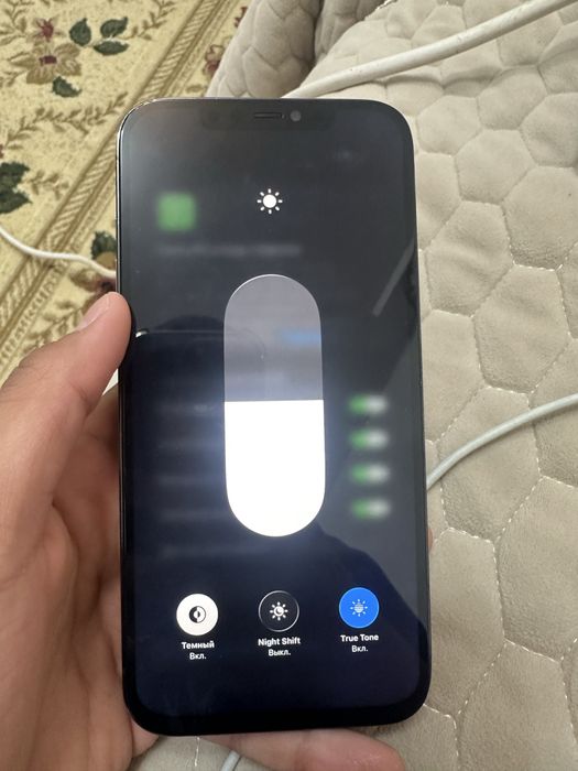 Продам iphone 12pro maks