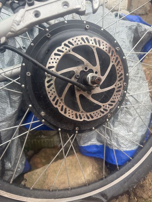 Vand bicicleta electrica mai multe detalii la telfon 0751716651