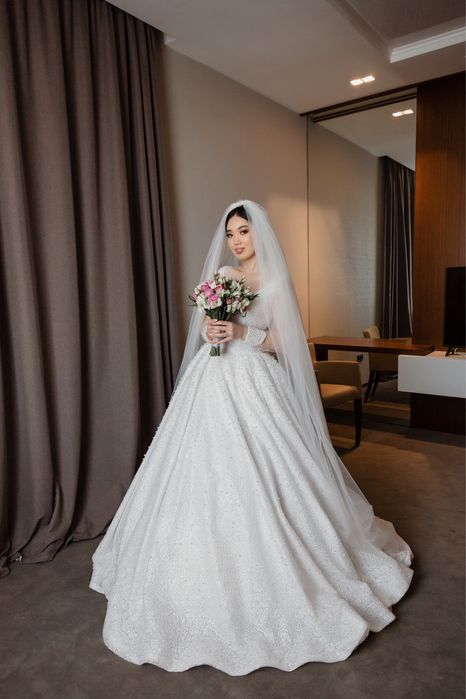 Продам свадебное платье