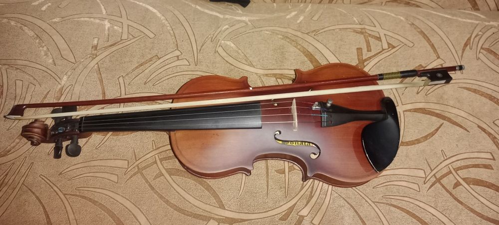 Продажа новой скрипки