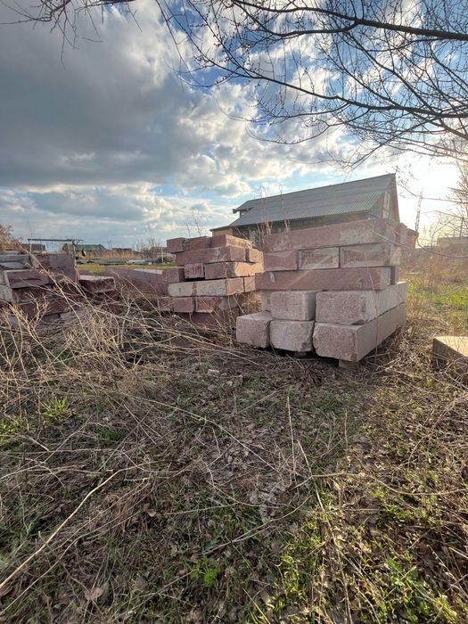 Гранитные бордюры