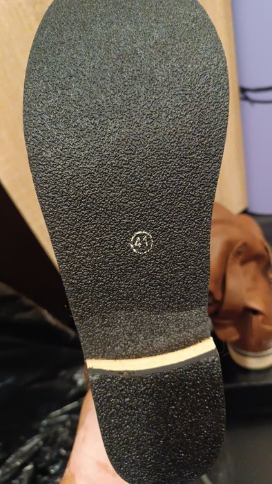 Два чифта Есенни Боти, ЧИСТО Нови, 41 номер