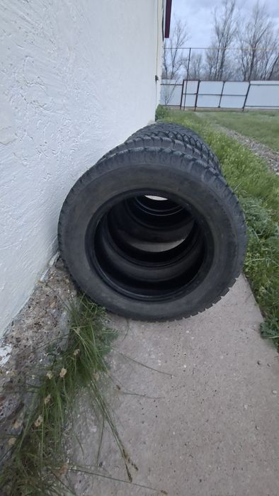 Зимние шины 175/65/14