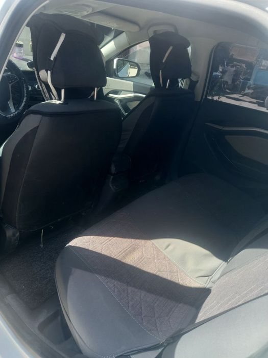 Lada vesta cross sotiladi