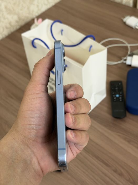 Продам Iphone 14 128 gb