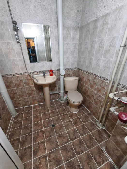 Дава се под наем Тристаен апартамент в Перник, Хумни дол - 80 кв.м за 350 € - Снимка #8