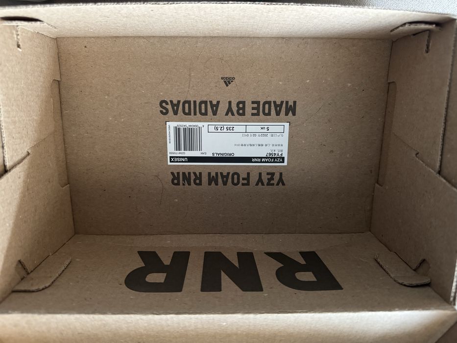 Yeezy foam runner “Sand” 36-37р