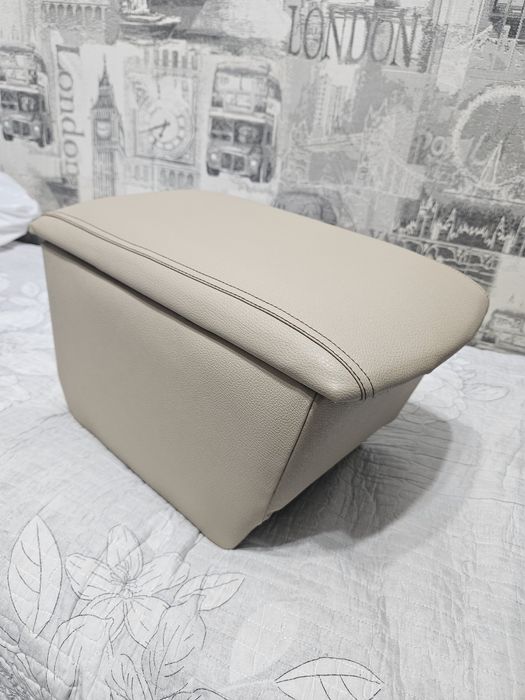 Подлокотник на Лексус RX 330