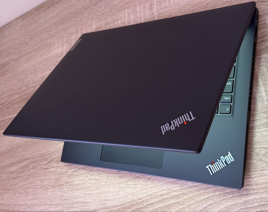 Lenovo Thinkpad T14 Gen3 CA NOU ! Ryzen 7 Pro - TOUCH 16GB ram