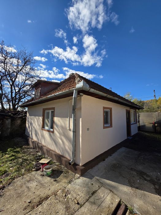 Casa in Cimpa strada principala
