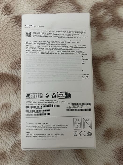 iPhone 16 Pro, Black Titanium