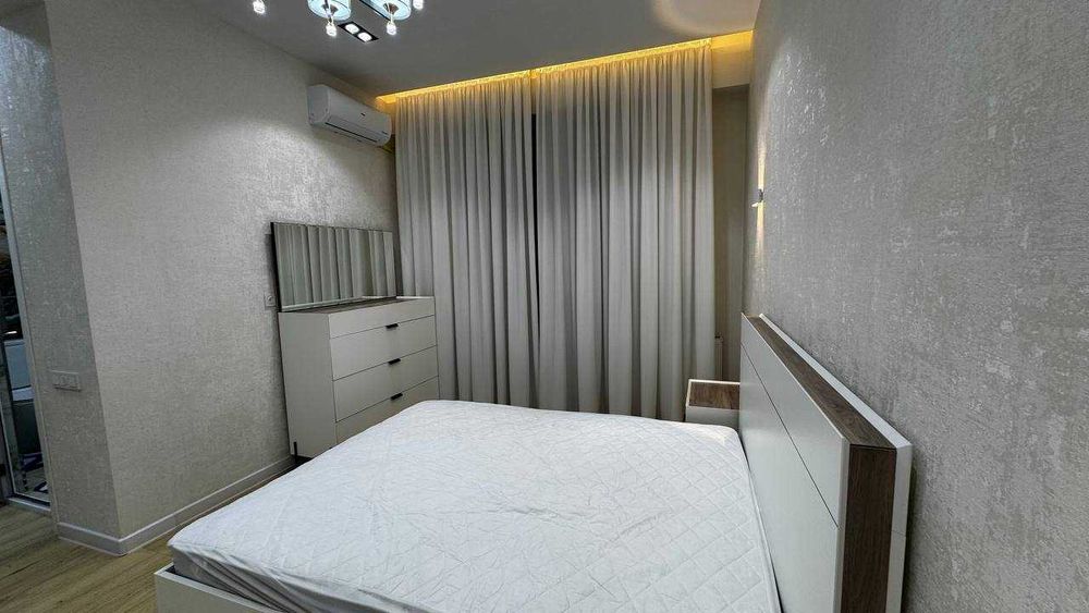 Сдается элегантная квартира в центре   3-х ком. кв на долгий срок