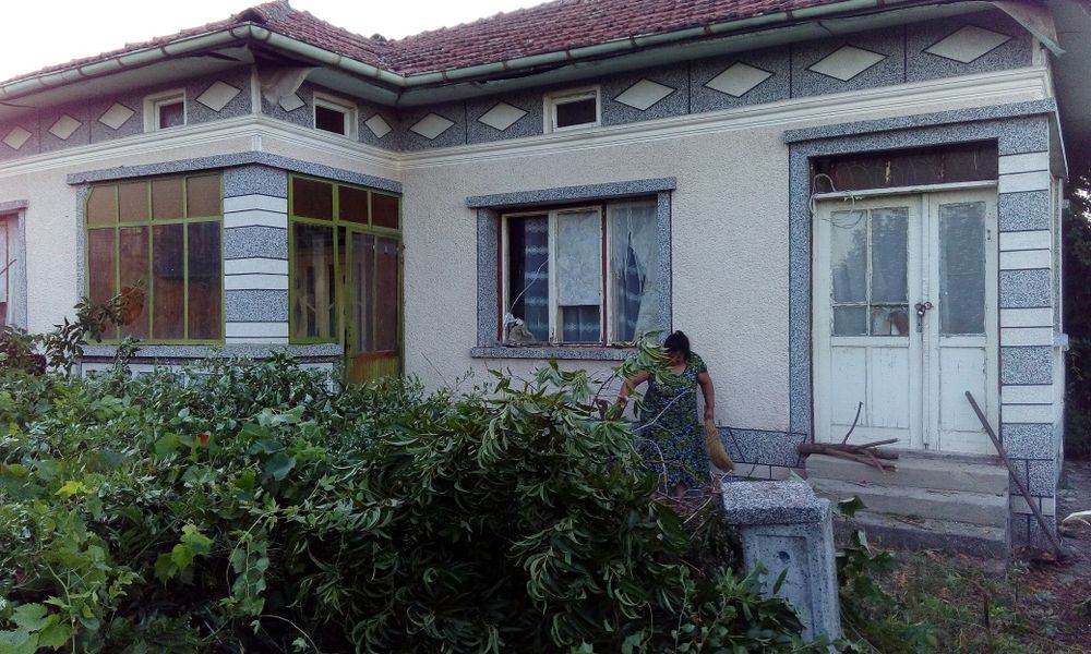 Продава се Къща в с. Страхилово, Област Велико Търново - 90 кв.м за 85 €/кв.м - Снимка #1