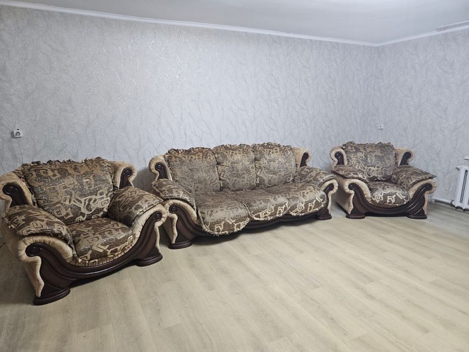 Диван для гостиницы