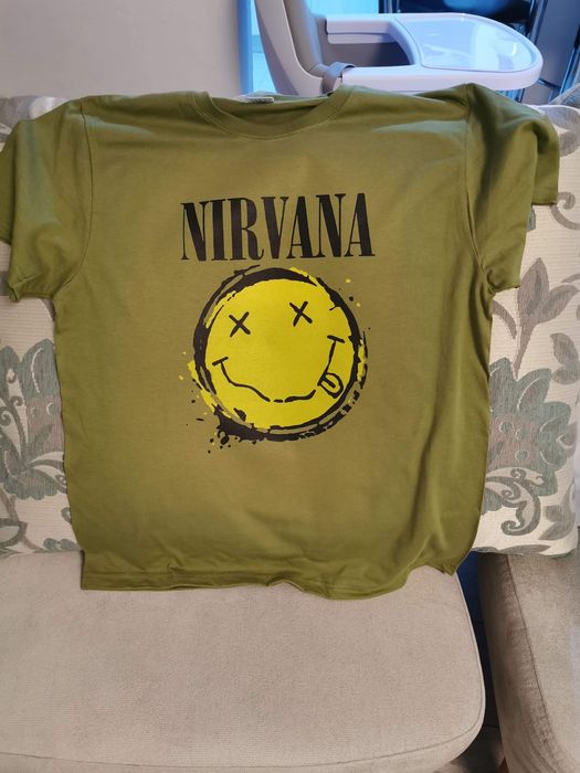 Tricouri personalizate