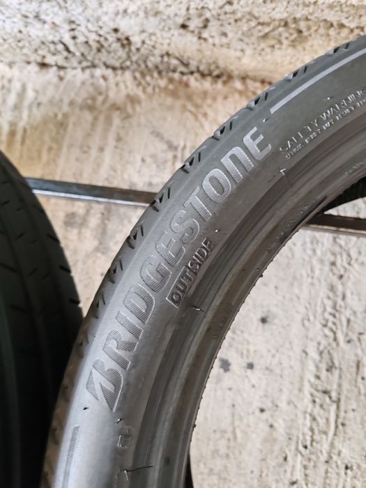 2 anvelope 245 40 21