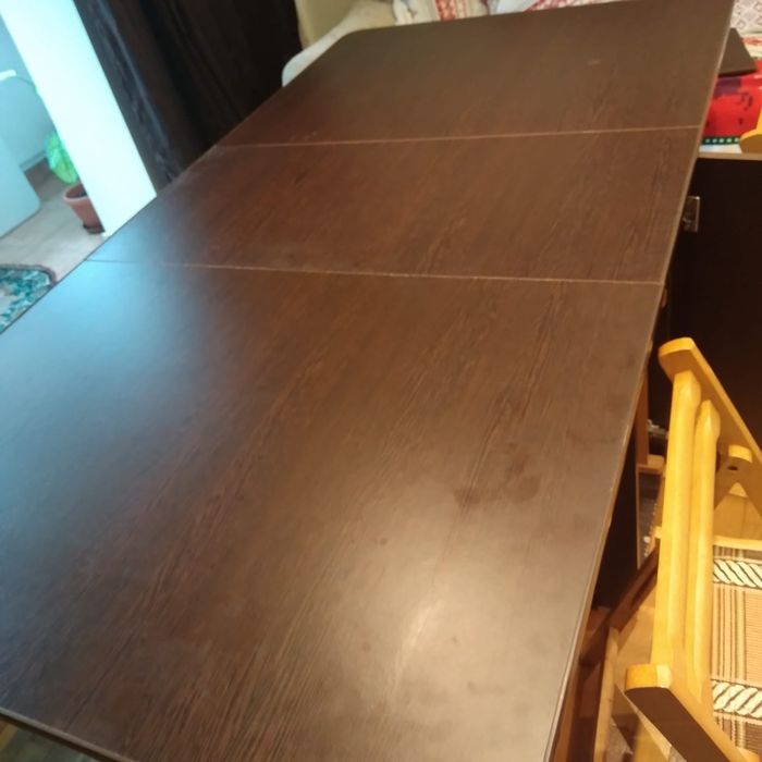 Masa pliabila cu scaune