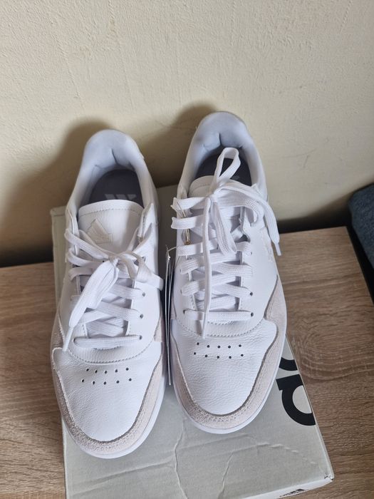 Дамски кецове adidas