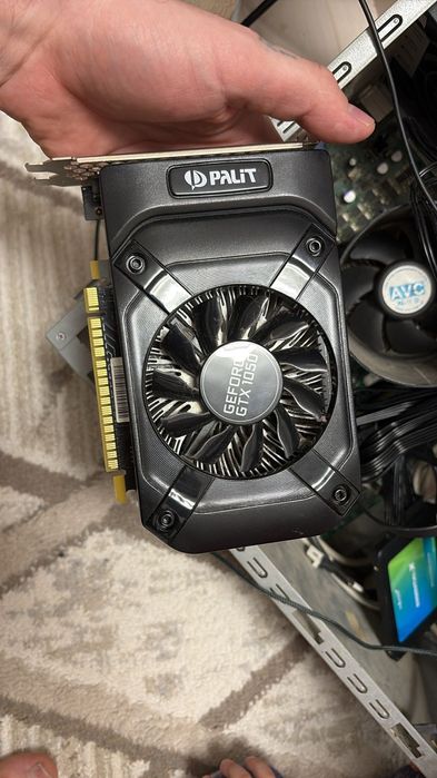 Видеокарта GTX 1050