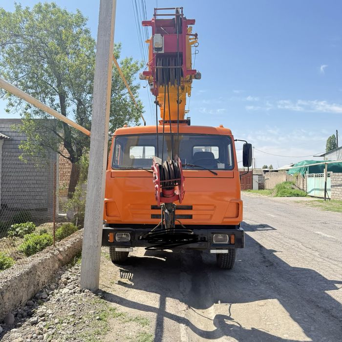 Автокран Ивановец