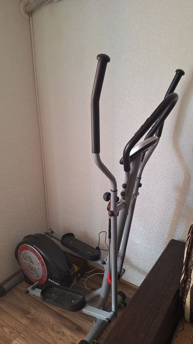 Продам тренажёр велоэллипсоид К850