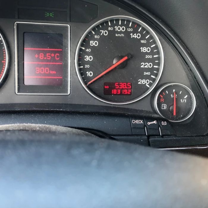 Ауди а4 б6 2.0 седан Quattro