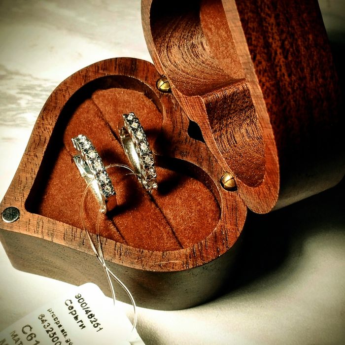 Серьги с бриллиантами ЯКУТИИ!!