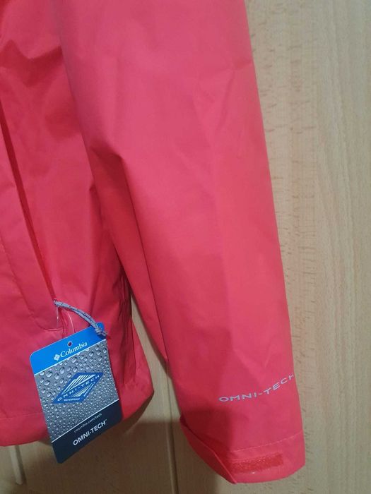 Vand geaca / haina de primavara / toamna Columbia noua