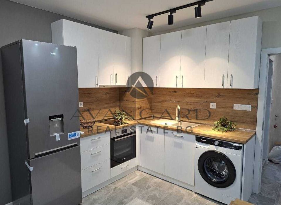 Продава се Двустаен апартамент в Пловдив, Кючук Париж - 65 кв.м за 1089 €/кв.м - Снимка #3