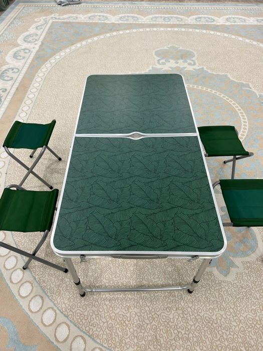 Продается Стол складной + Стульями