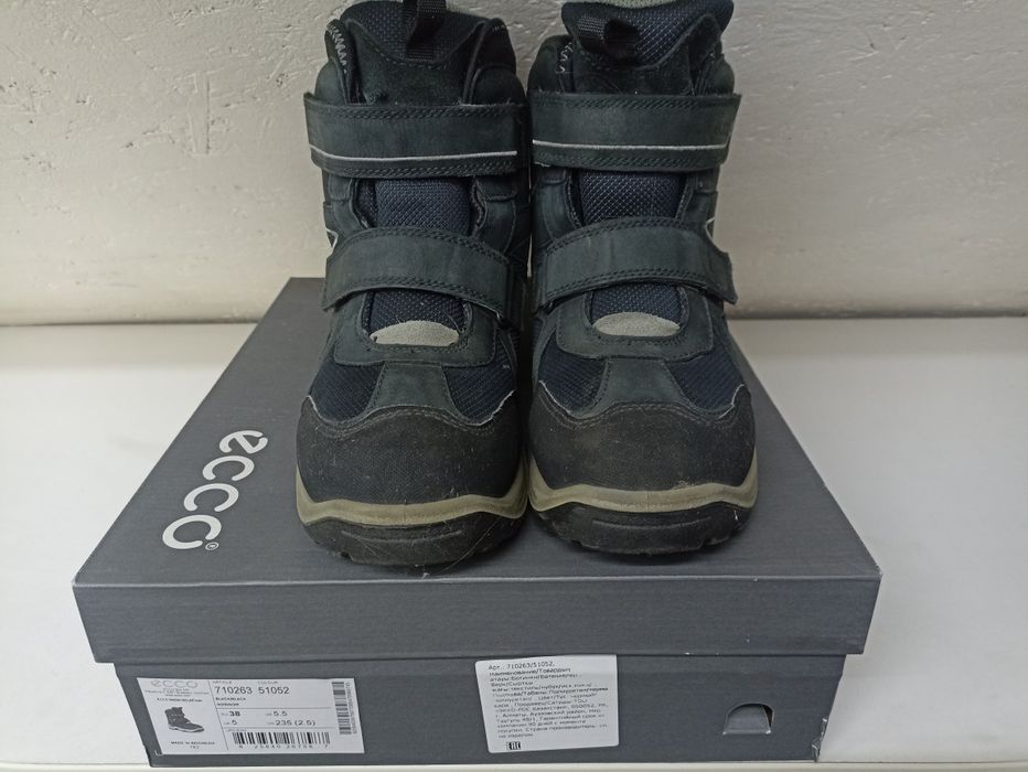 Ботинки Ecco  размер 35( осень) 36,38,40(зима)