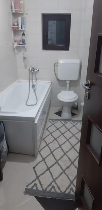 Vand apartament 2 camere