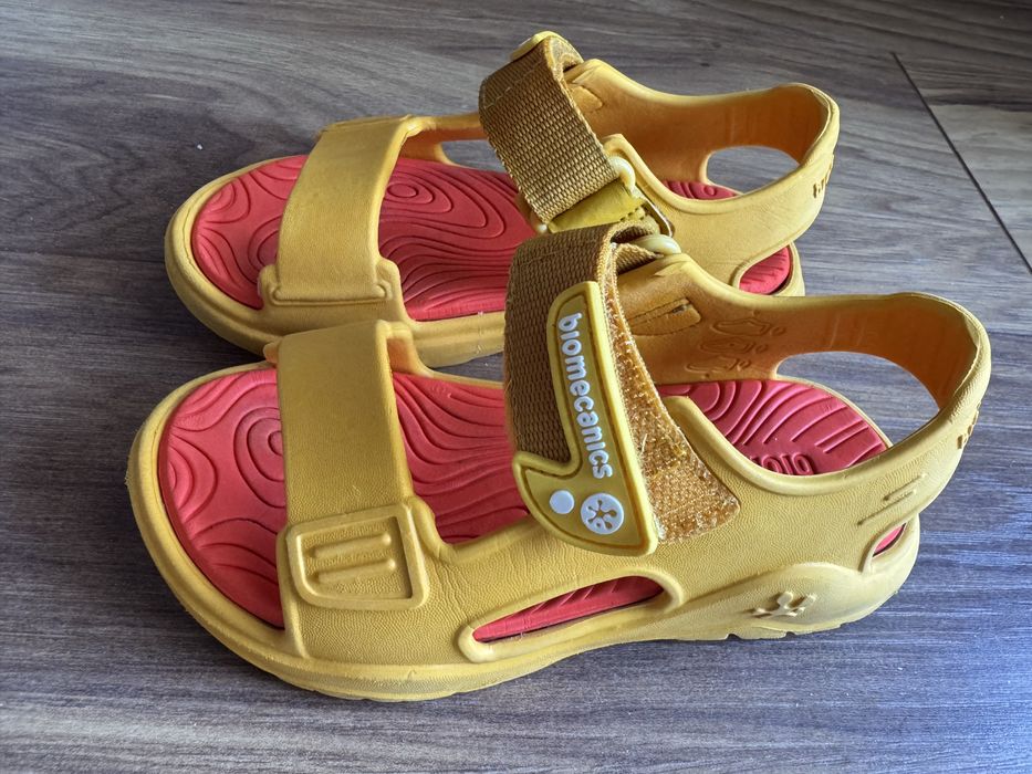 Детски сандали Biomecanics 25 р-р