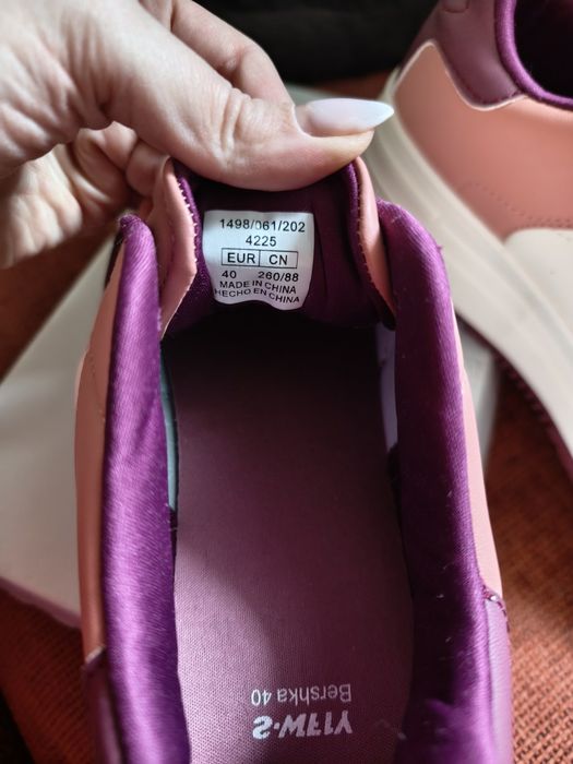 Спортни обувки Bershka - 40 номер