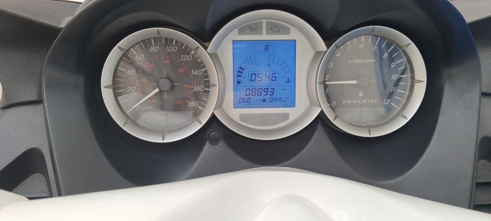 Maxi scuter Peugeot satelis 125 i