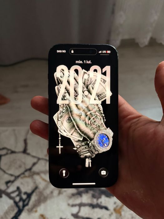 Vând iPhone 15, 256 GB