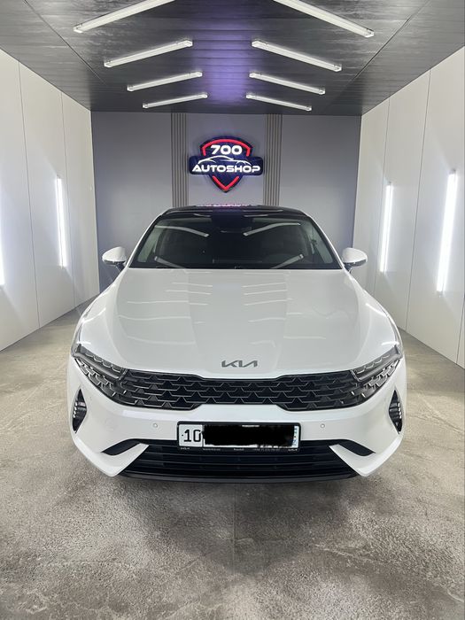 Kia K5 2022 yil