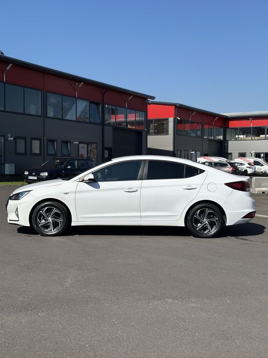 HYUNDAI Elantra 2019 — imagine 2