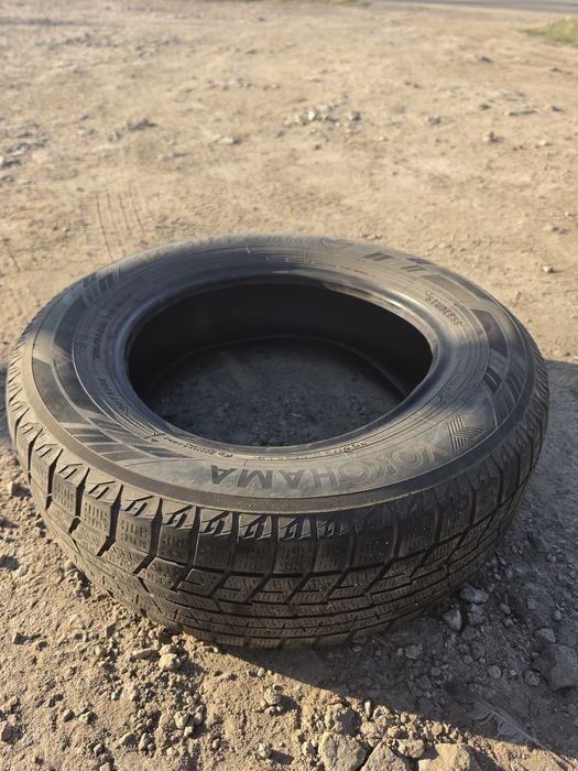 Продам недорого шины зимние