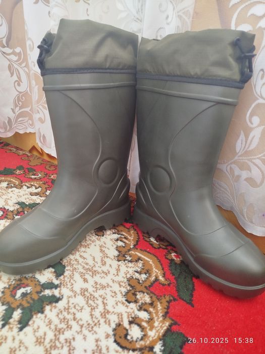 Продам рабочие сапоги